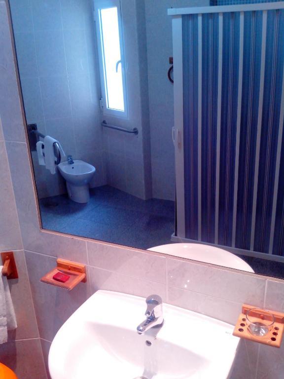 Hotel Rc Ramon Y Cajal Cuenca  Ruang foto