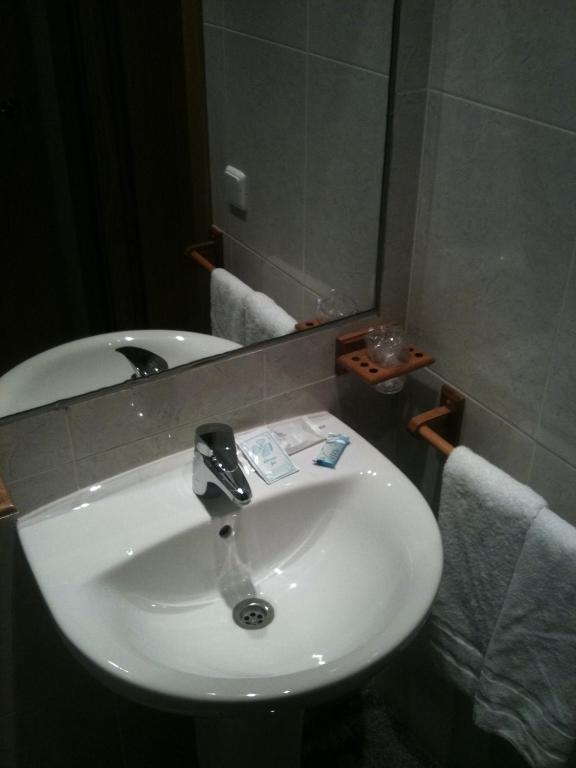 Hotel Rc Ramon Y Cajal Cuenca  Ruang foto